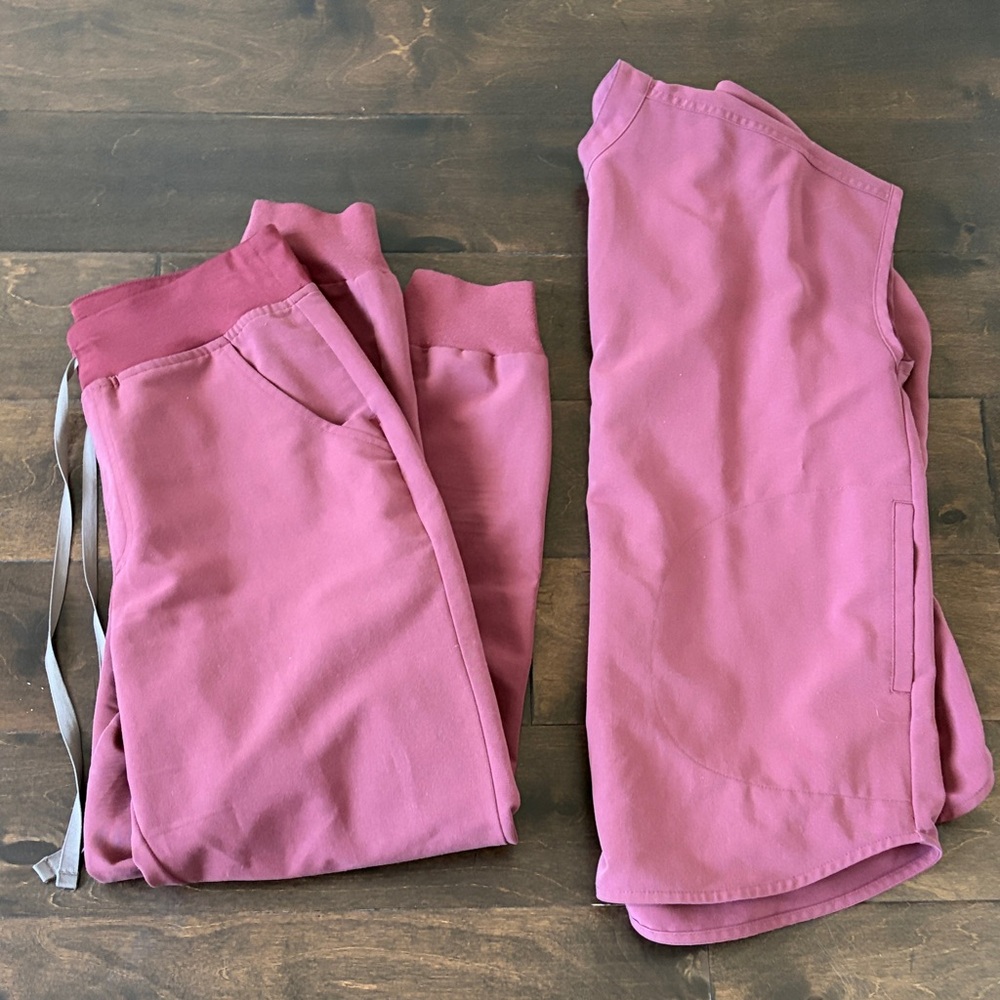Figs Scrub Set